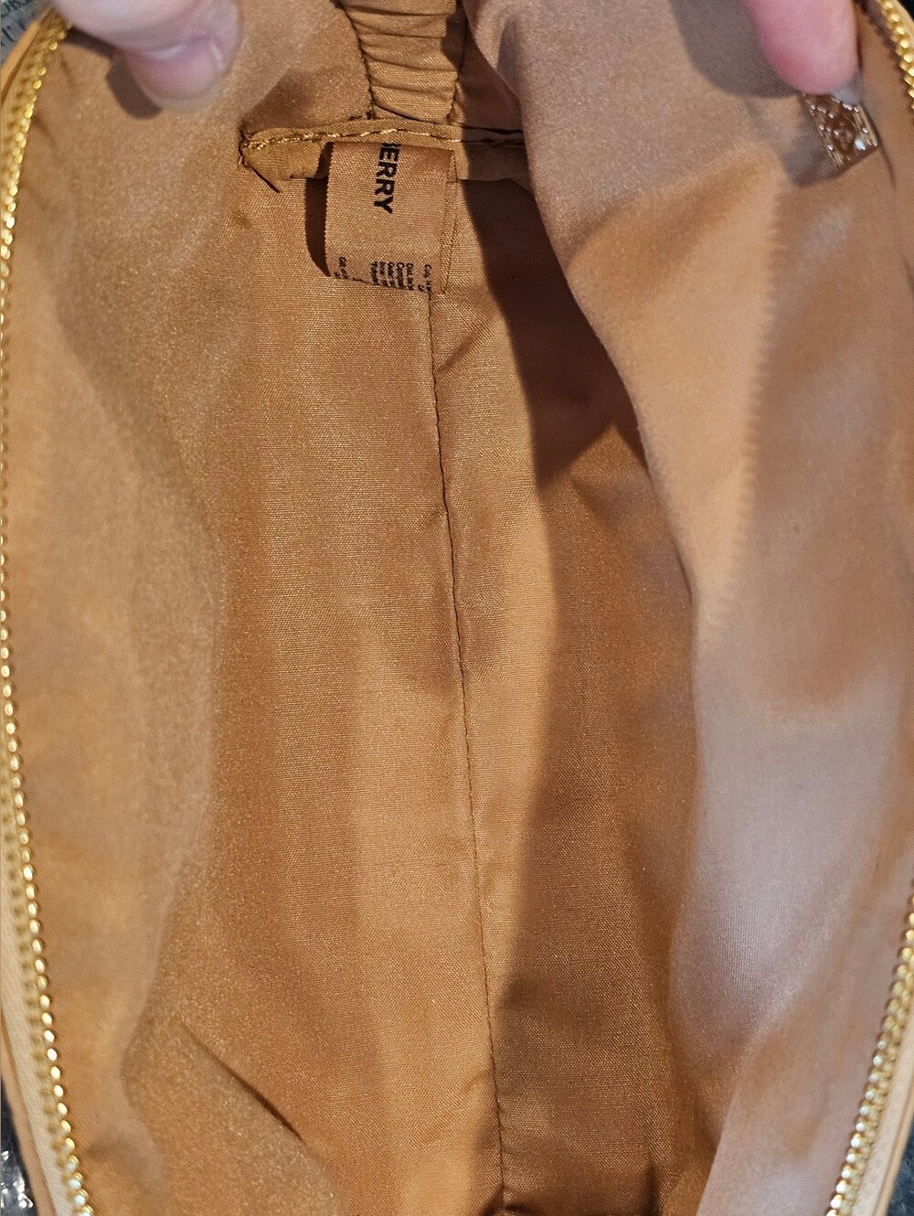 Burberry Tan Clutch with Gold Crosbody Chain Added NWOT - Picture 3 of 16